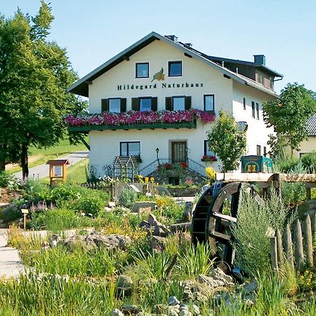 Hildegard Naturhaus Kirchberg bei Mattighofen Buitenkant foto